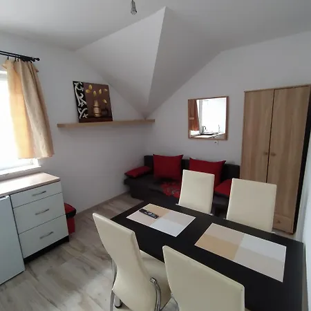 Koral Πανσιόν 3*